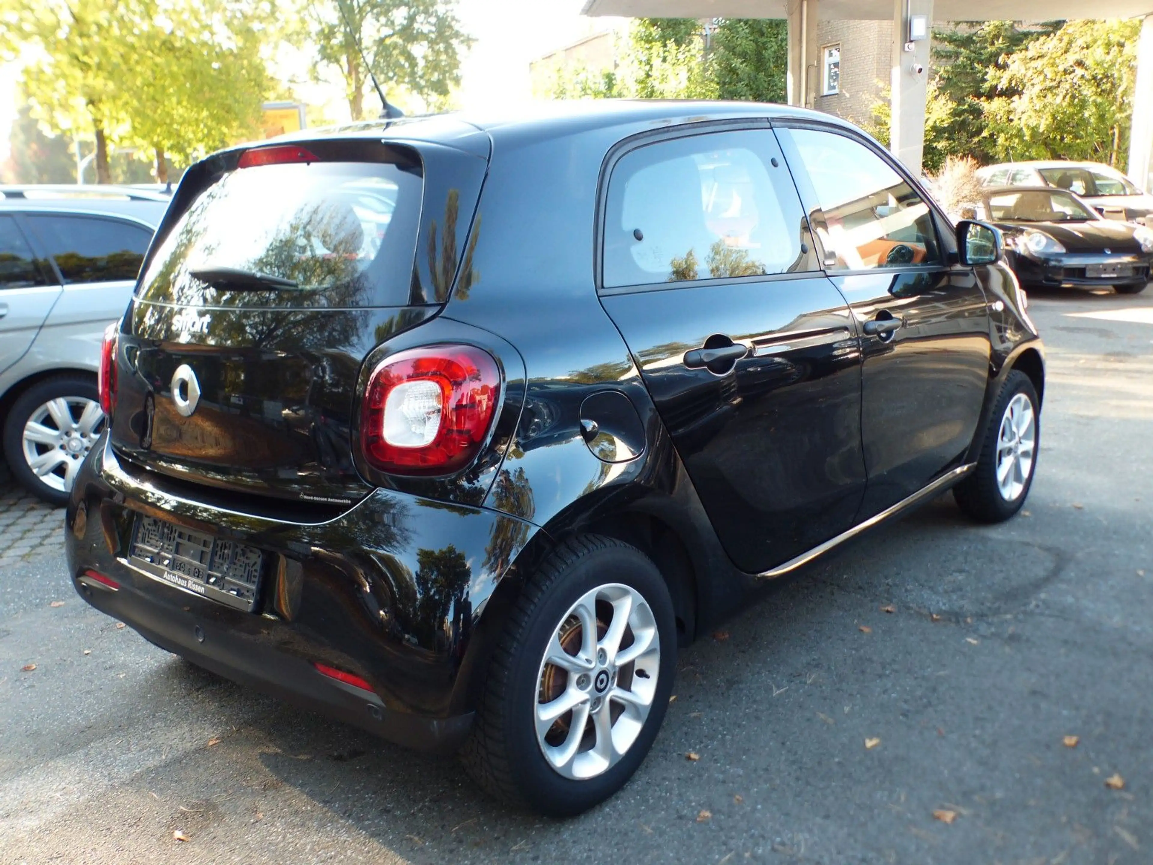 smart forFour 0.9 Turbo Passion Automatik BT Shz Klima — photo 5