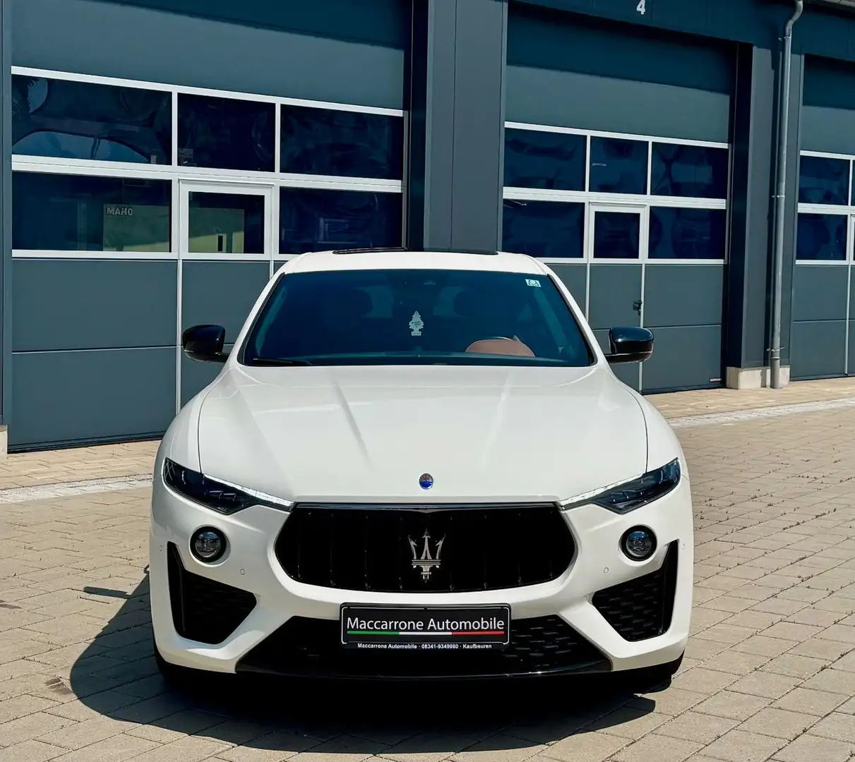 Maserati Levante 3.0 V6 D. GRANSPORT *ACC*Carplay* Pano* Facelift Weiß - 2