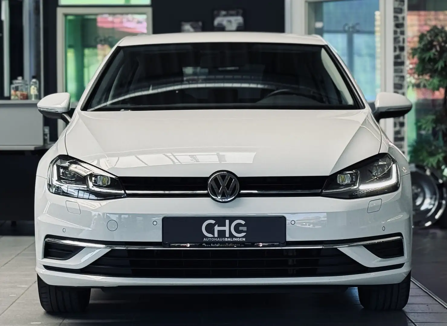 Volkswagen Golf VII |LED|APP CONNECT|SHZ|1.Hand|Scheckheft| Weiß - 2