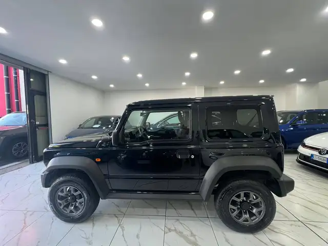 Suzuki Jimny view 3