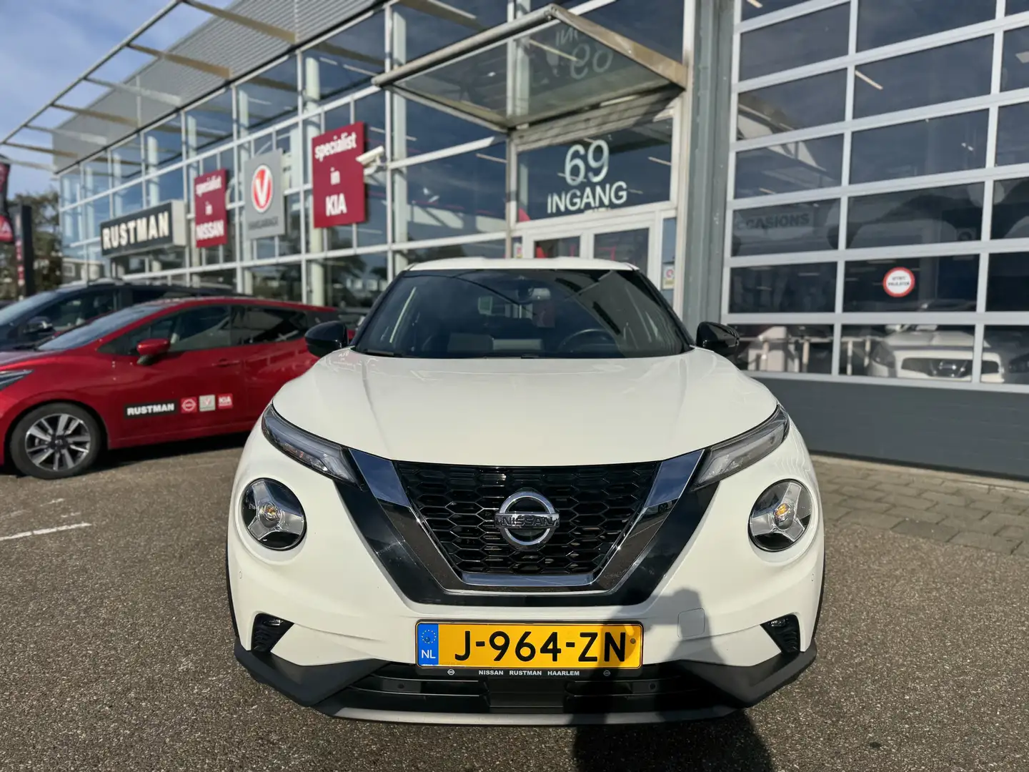 Nissan Juke 1.0 DIG-T N-Connecta Navigatie PDC Blanc - 2