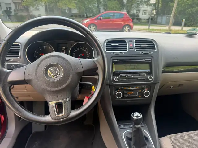 Volkswagen Golf view 10