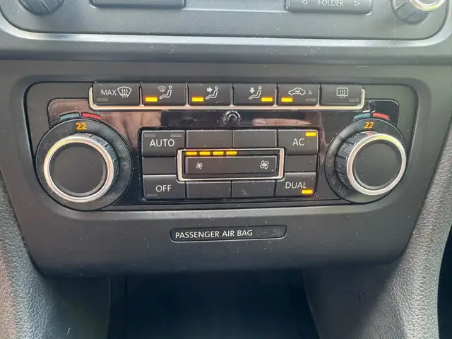 Volkswagen Golf view 14