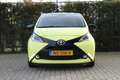 Toyota Aygo 1.0 VVT-i x-cite | Navigatie | Camera | Getint Gla Jaune - thumbnail 5