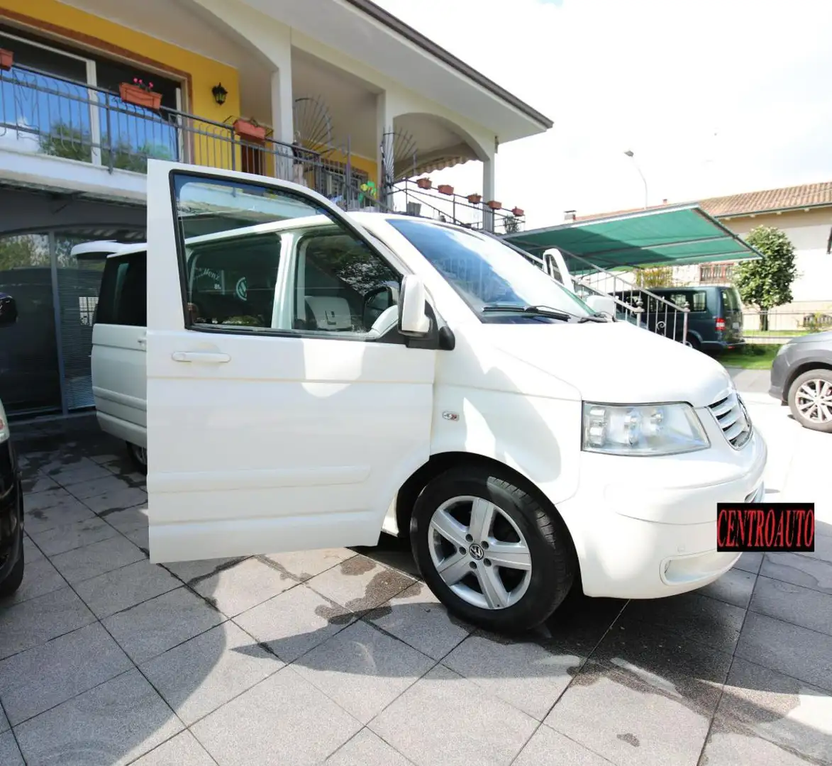 Volkswagen T5 2.5 tdi 174cv L'united Bianco - 1