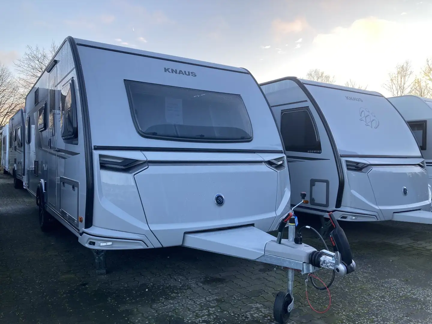 Knaus Südwind 60 YEARS 580 QS Grau - 1