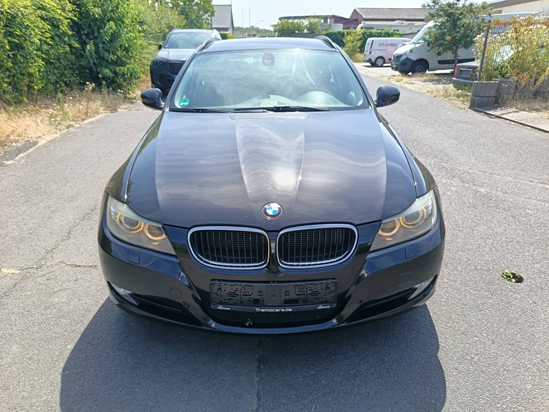 BMW 318 318i Touring Aut. Edition Exclusive — photo 5