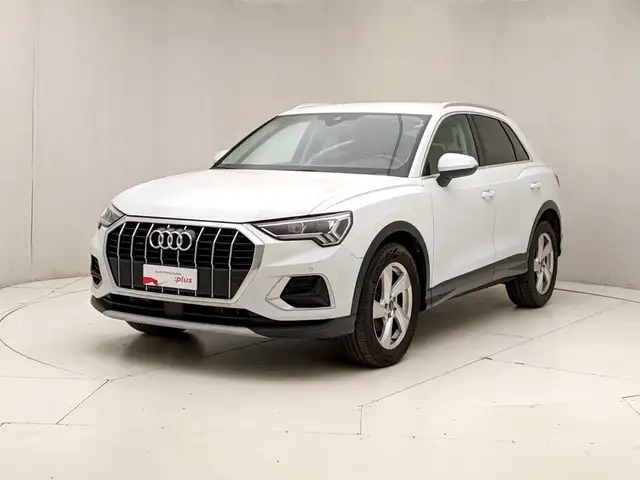 Audi Q3 35 TDI S TRONIC