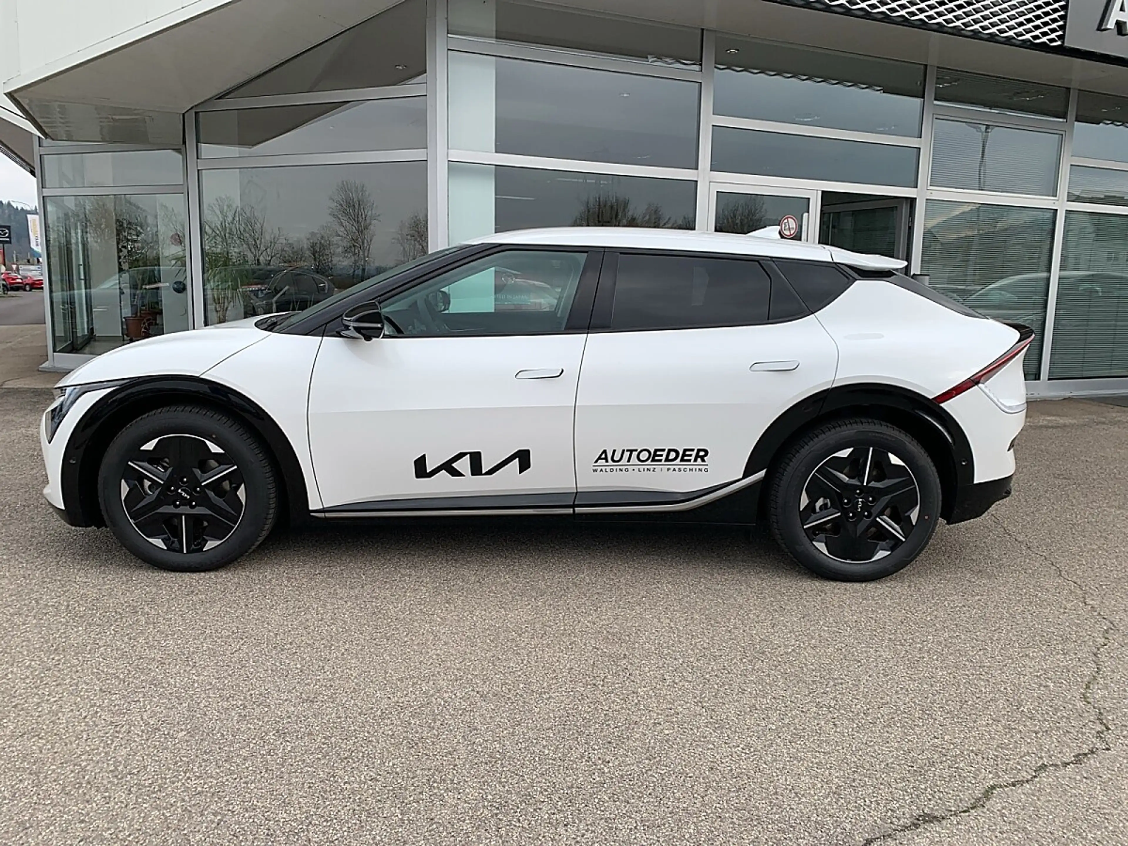 Kia EV6 AWD 84kWh Long Range Air Plus Aut. — photo 11
