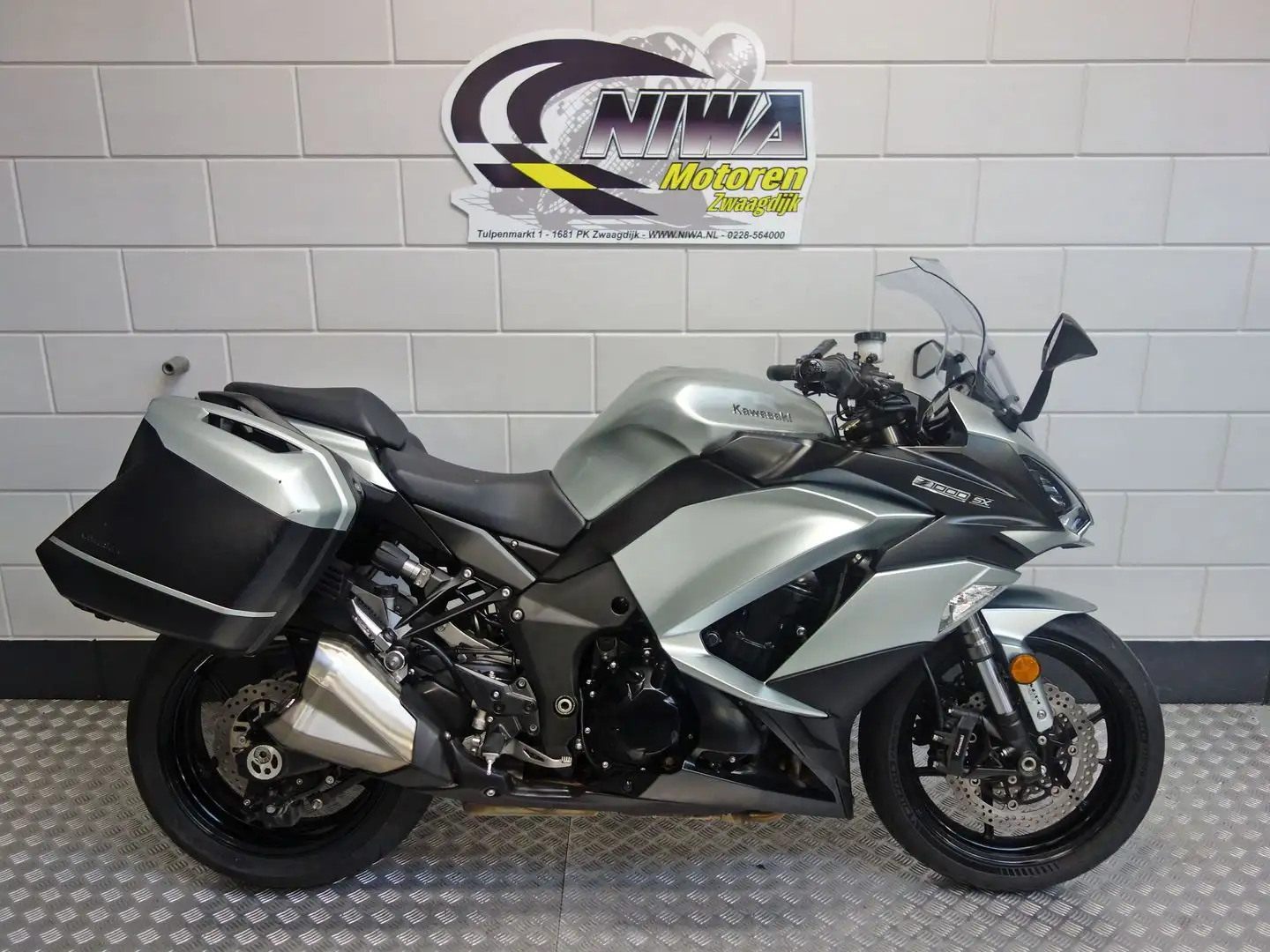 Kawasaki Z1000 SX Gris - 1