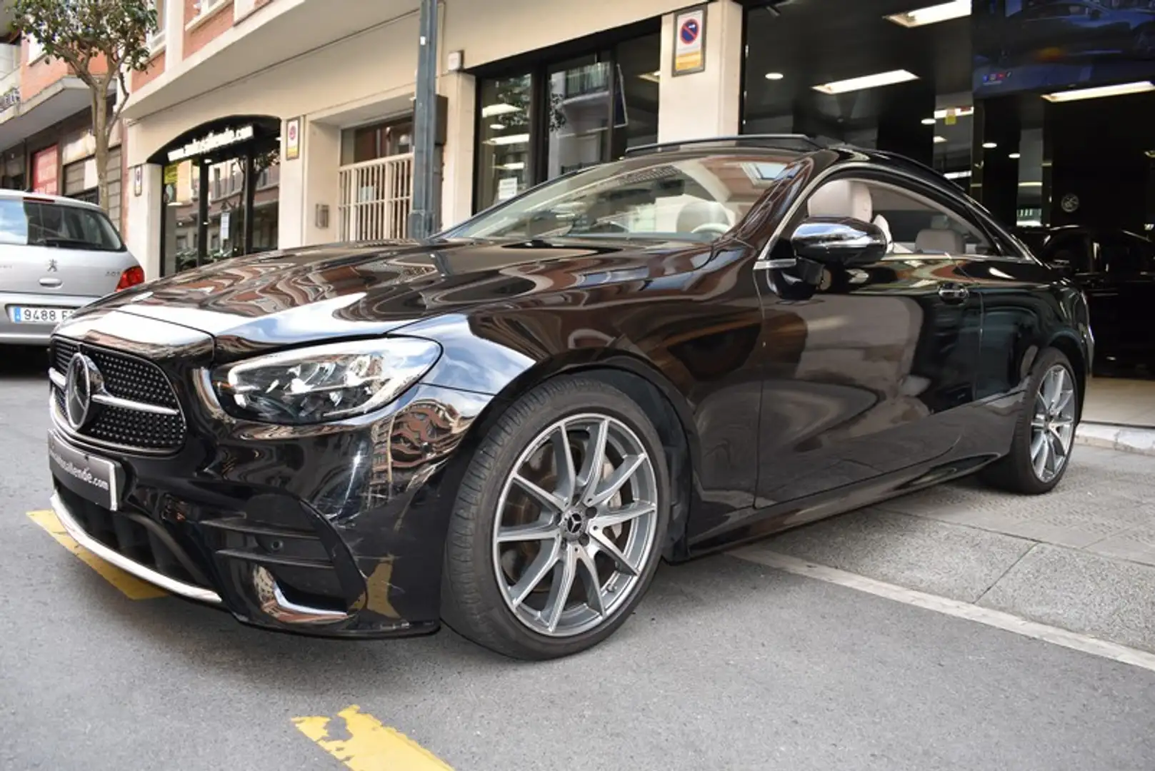 Mercedes-Benz E 450 4Matic 9G-Tronic Negro - 2