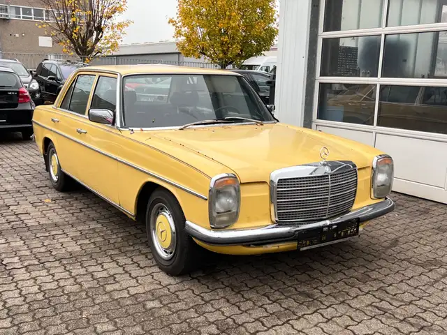 Mercedes-Benz 230 Strich-8+Anhängerkuppung+Tüv NEU