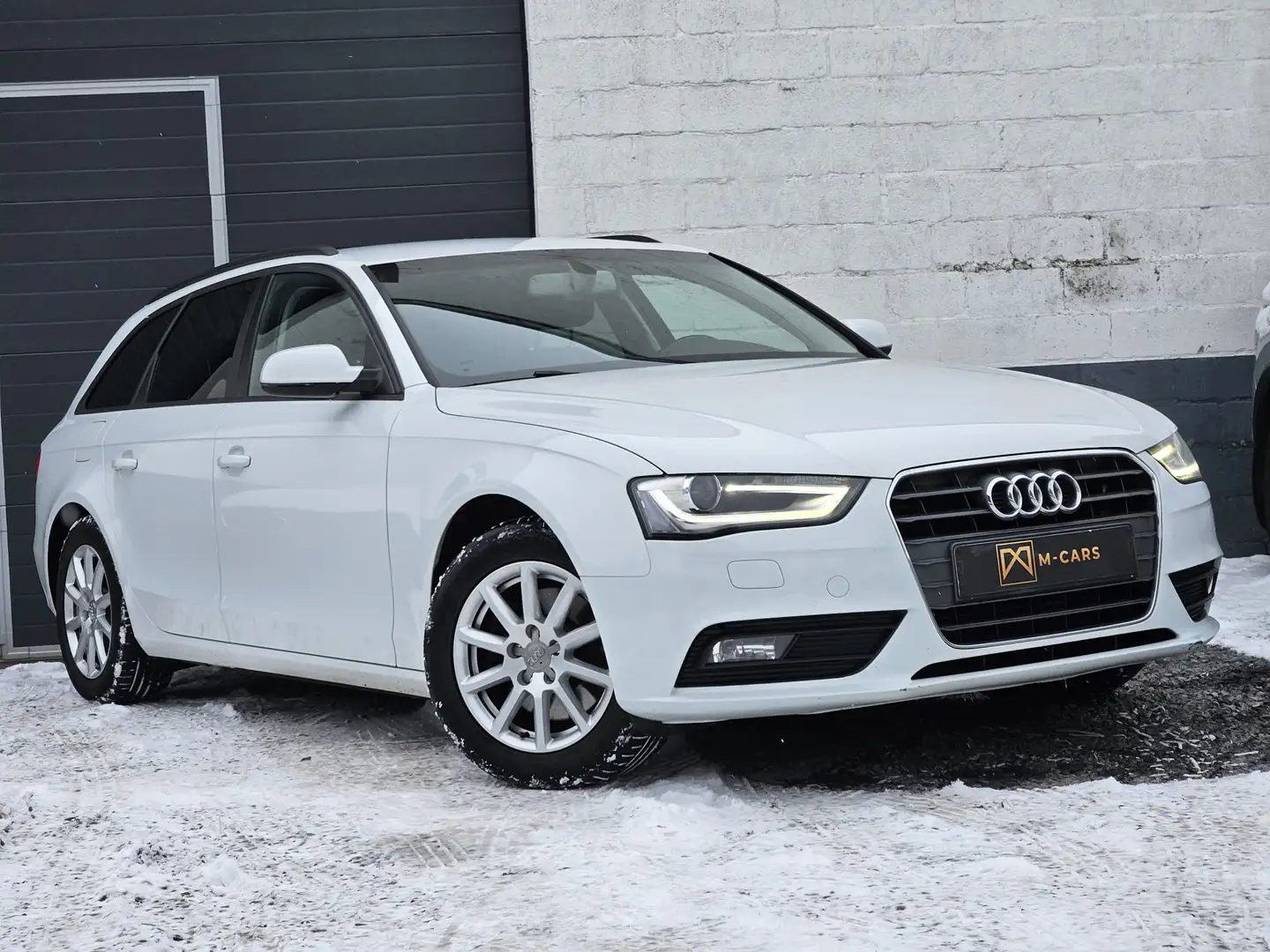 Audi A4 XENON * CUIR CHAUFFANT * EURO6* Weiß - 2