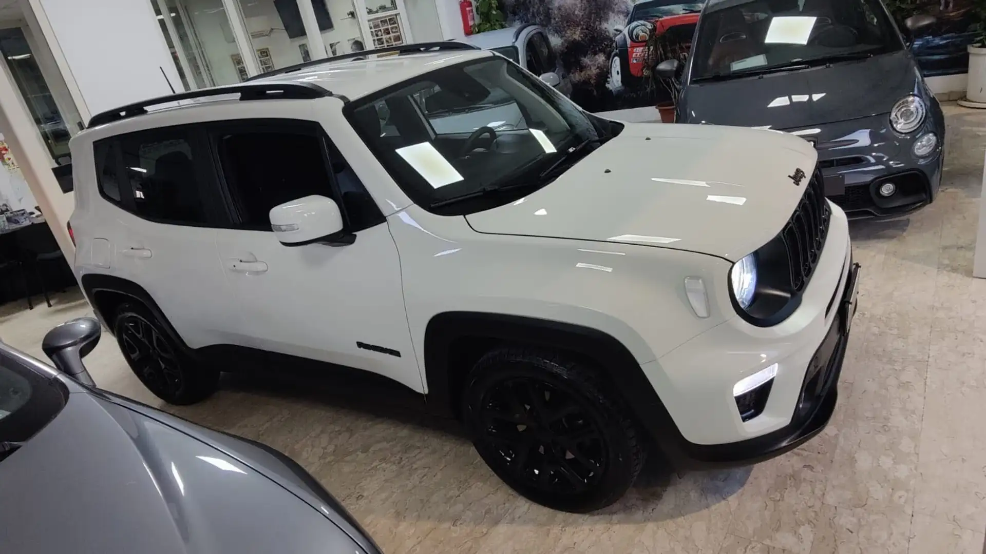 Jeep Renegade 1.3 T4 DDCT Limited Wit - 2