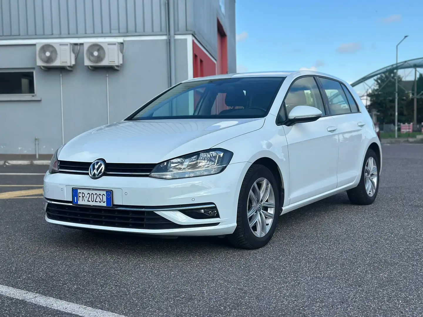 Volkswagen Golf Golf VII 2017 5p 1.6 tdi115cv dsg Bianco - 2