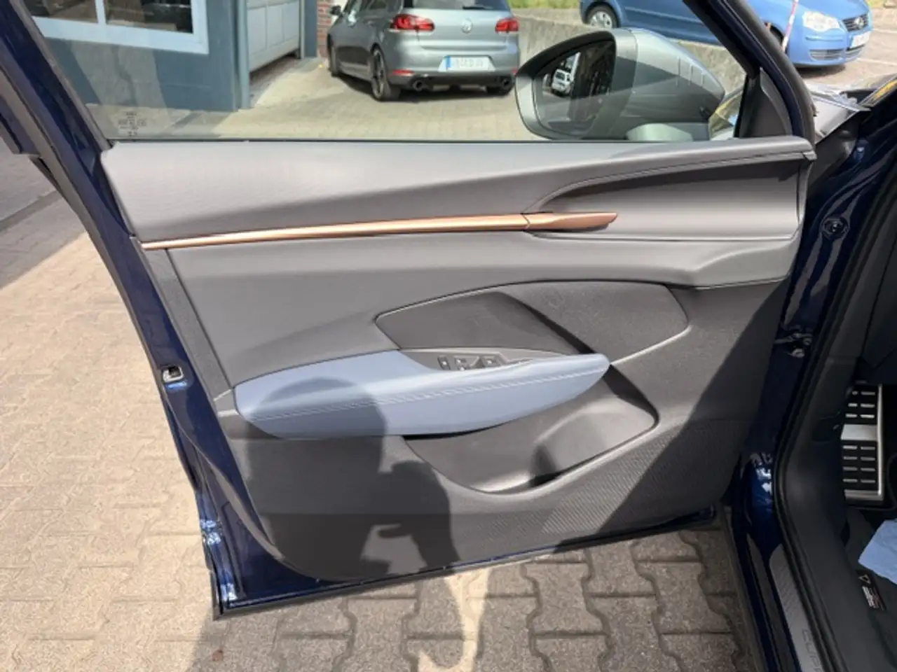 Cupra Terramar 1.5 eTSI DSG 110 kW *Anhängerkupplung*LED-Scheinwerfer*App-Connect*Winterräder mit Alufelgen*Rückfahrkamera*, миниатюра 10