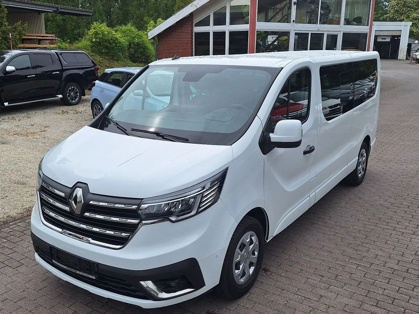 Renault Trafic 2.0 dci 150 L2H1 9 Sitzer LED Kamera Blanc - 2