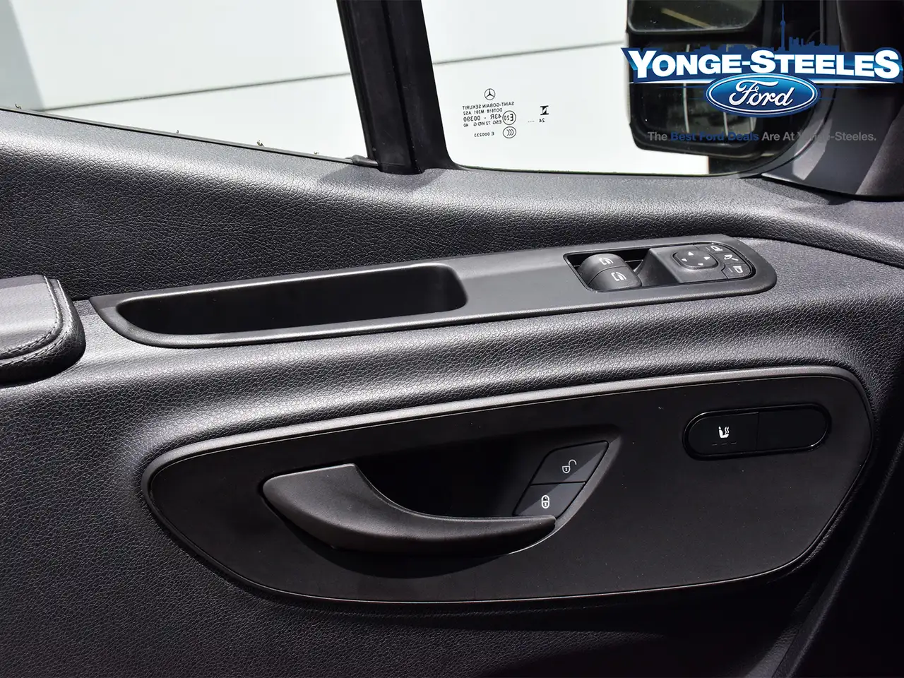 Mercedes-Benz Sprinter снимка Mercedes-Benz Sprinter