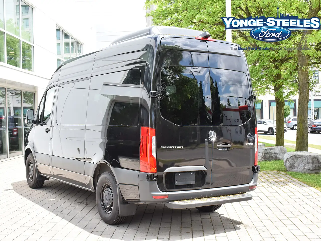 Mercedes-Benz Sprinter снимка Mercedes-Benz Sprinter