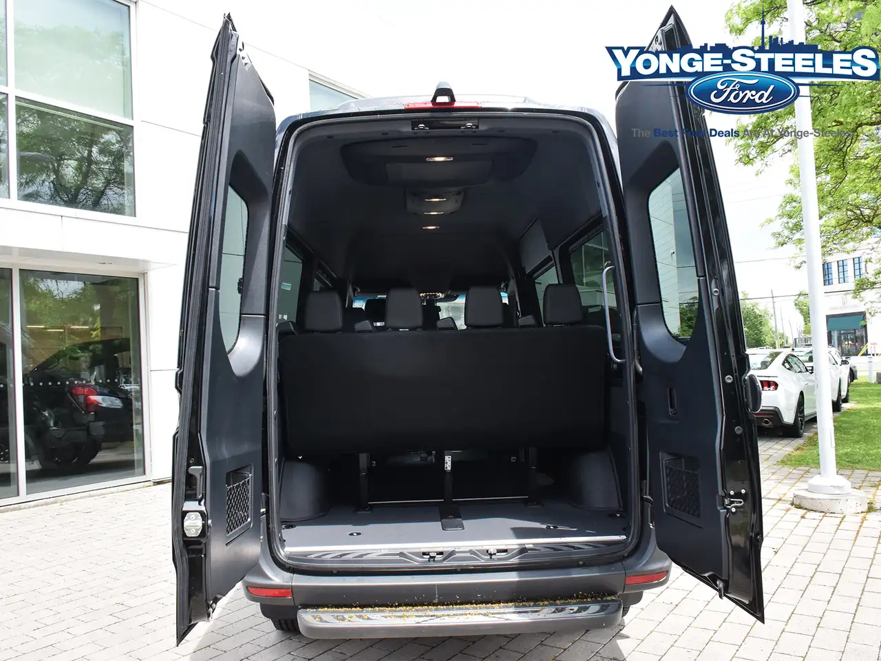 Mercedes-Benz Sprinter снимка Mercedes-Benz Sprinter
