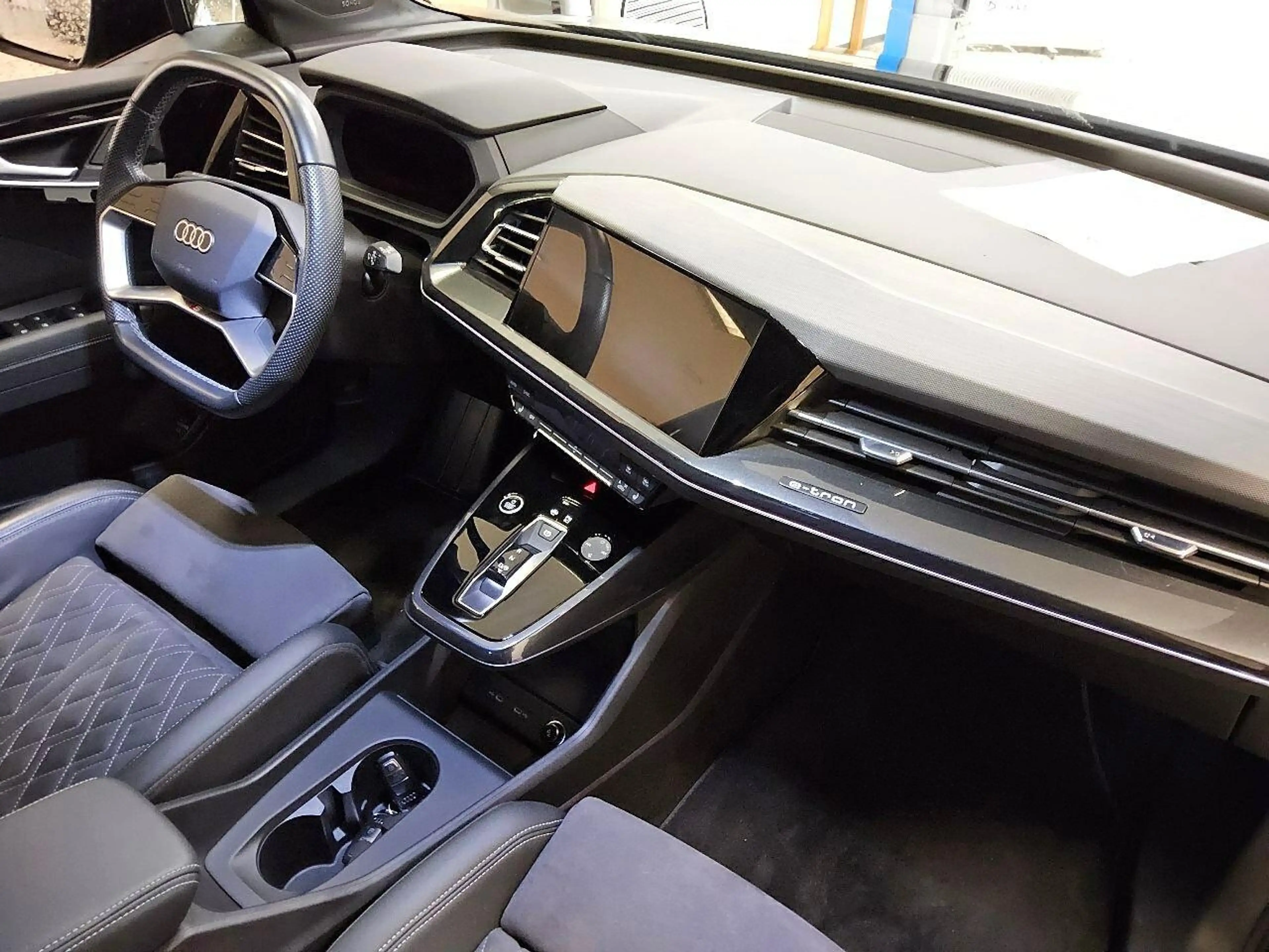 Audi Q4 e-tron 40 SONOS|WäPu|R-Kam.|SHZ|Virtual|ACC — photo 6