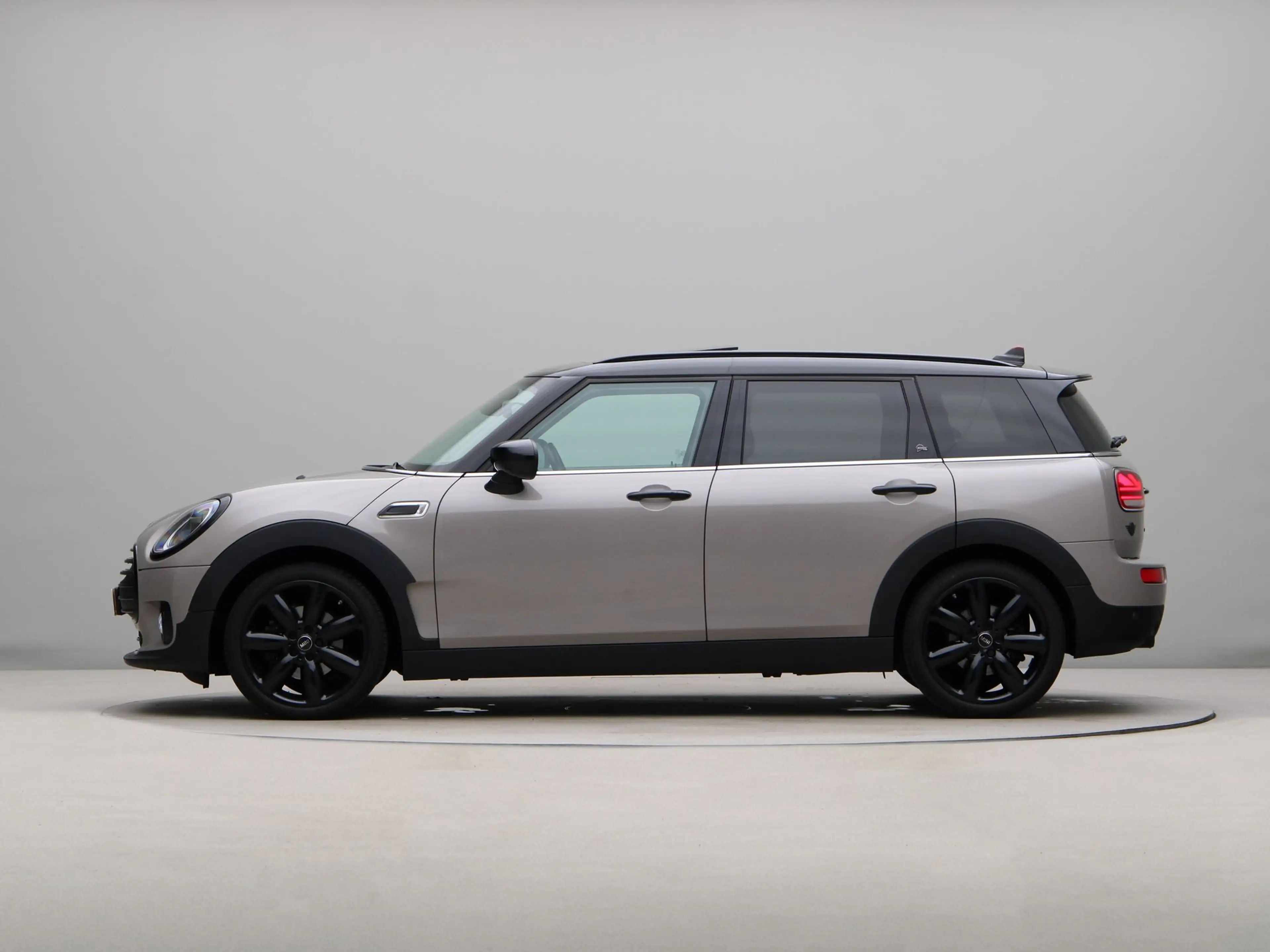 MINI Cooper Clubman Richmond Park Edition Aut. — photo 11