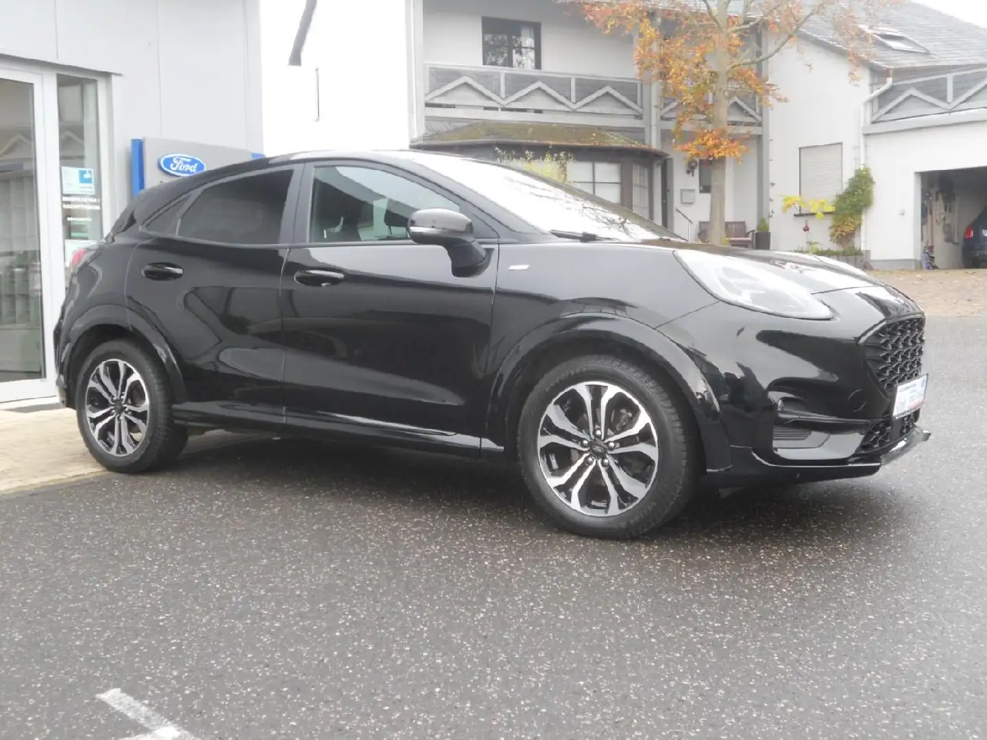 Ford Puma Hybrid ST-Line X Schwarz - 1