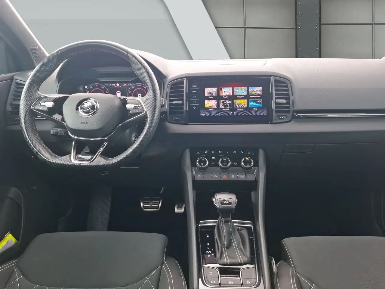 Skoda Karoq SPORTLINE 1,5 TSI DSG Klima Navi Rückfahrkamera, миниатюра 12