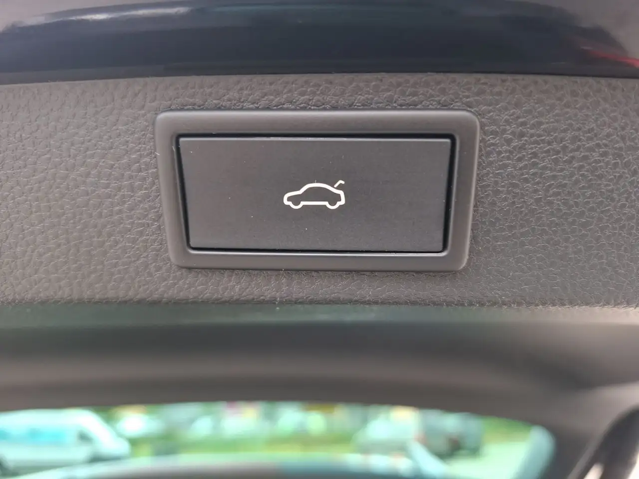 Skoda Karoq SPORTLINE 1,5 TSI DSG Klima Navi Rückfahrkamera, миниатюра 16