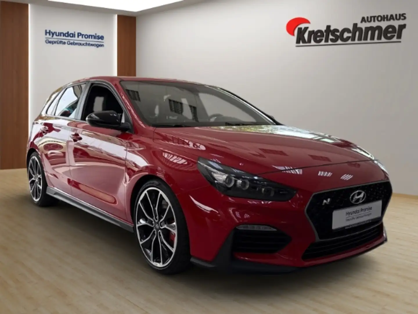 Hyundai i30 N Performance 2.0 T-GDI LED NAVI Elektr. Sitzv. Rood - 2