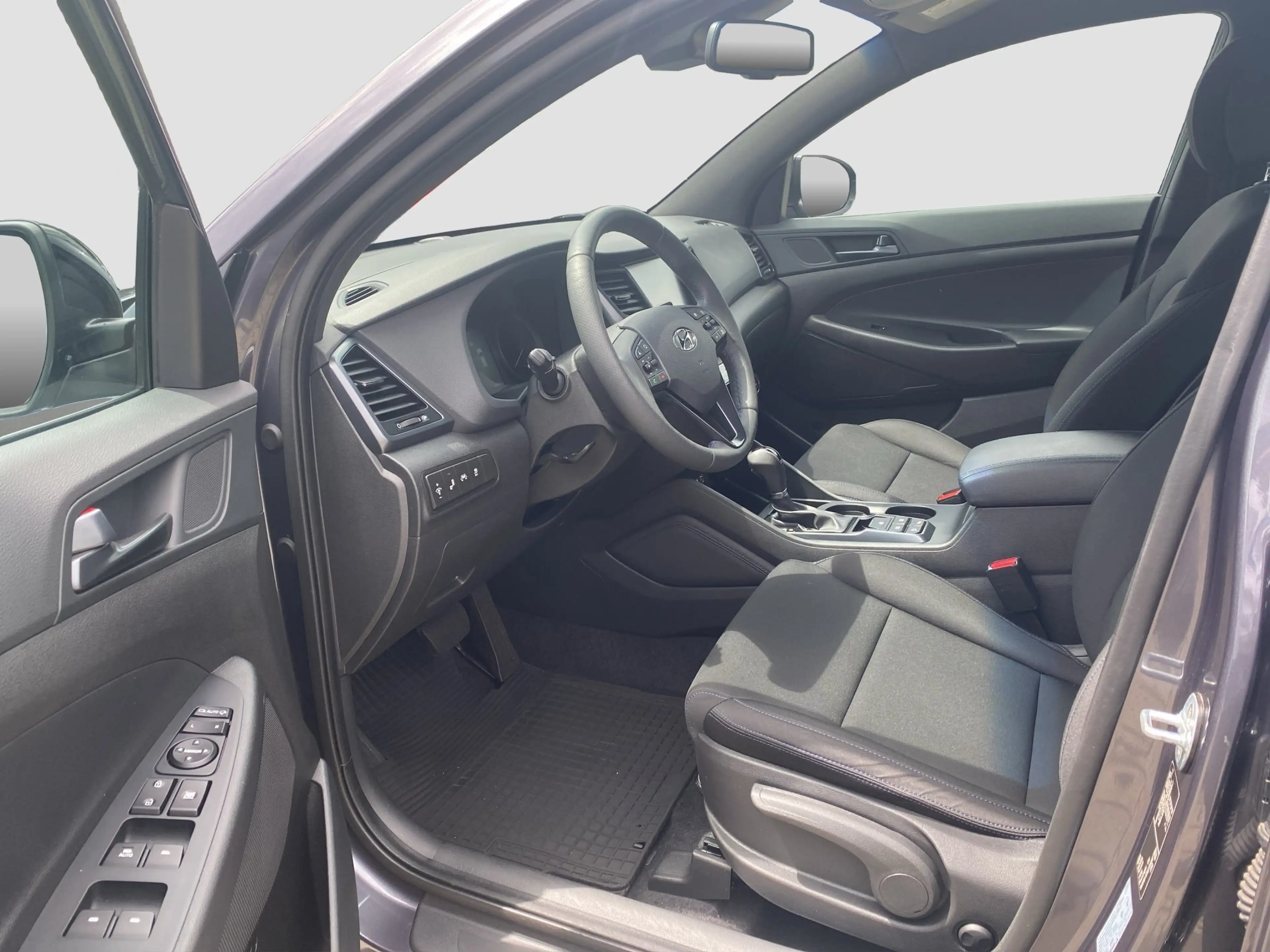 Hyundai TUCSON LED SpurAss Navi RFK AUT KeyLess PDC — photo 10
