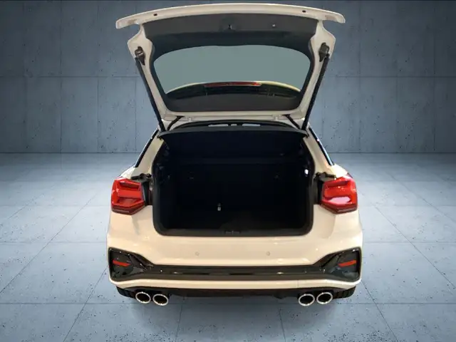 Audi SQ2 view 13