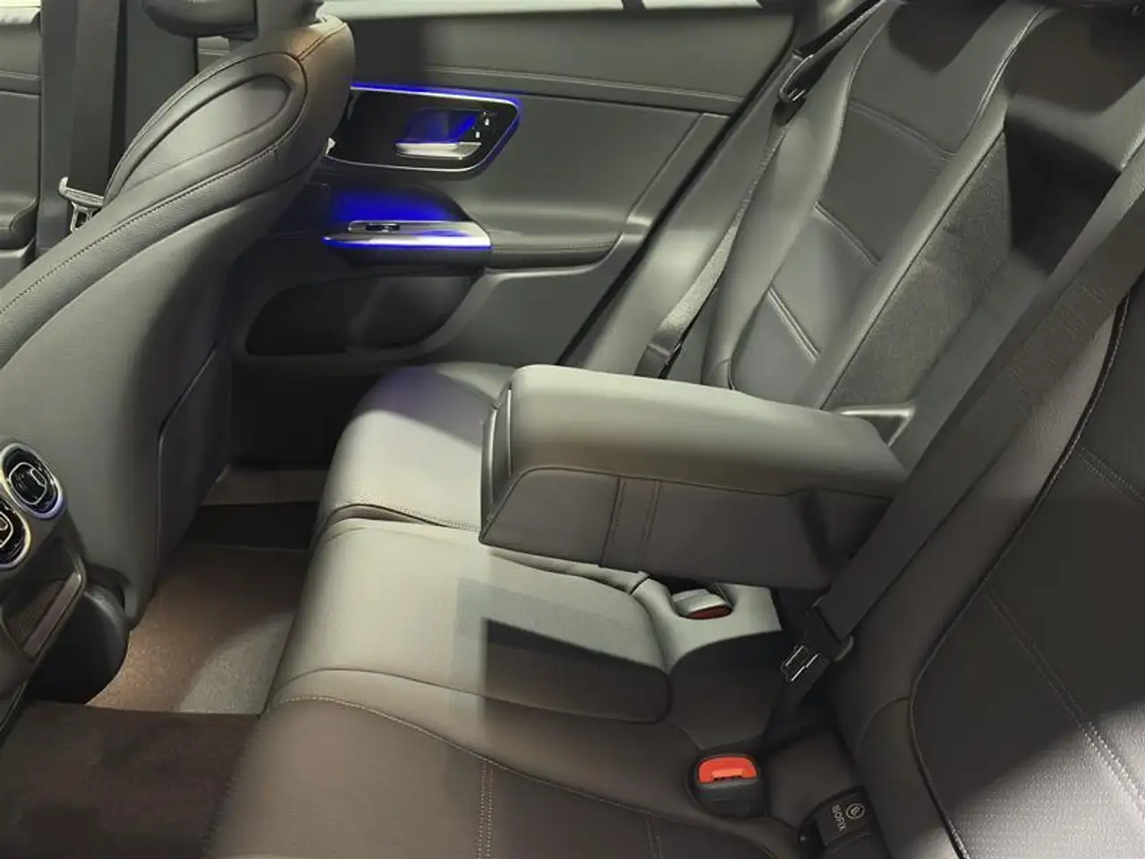 Mercedes-Benz GLC fotografie Mercedes-Benz GLC