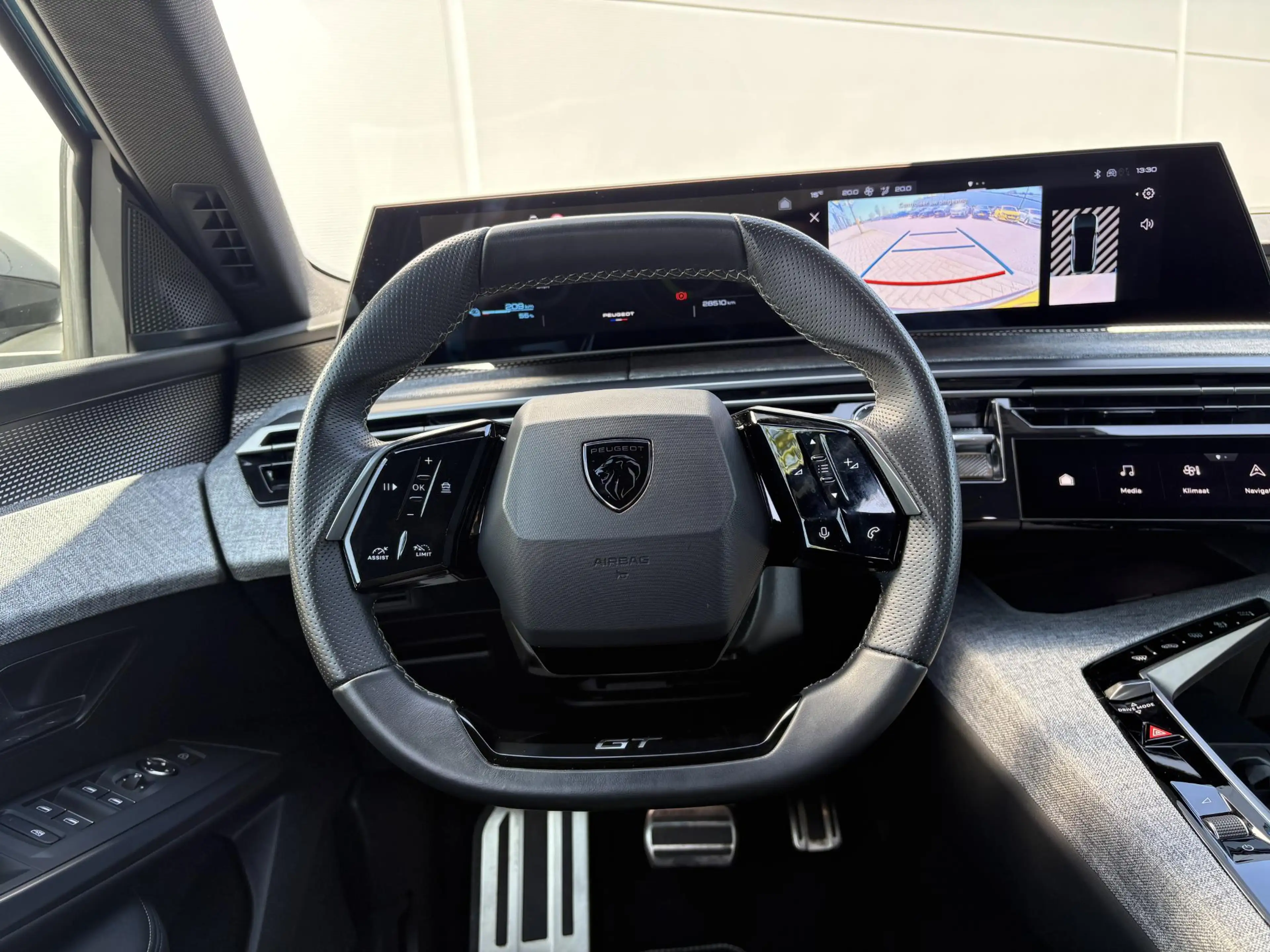 Peugeot 3008 e-3008 GT Avantage 210 73 kWh | Stoelverwarming | — photo 11