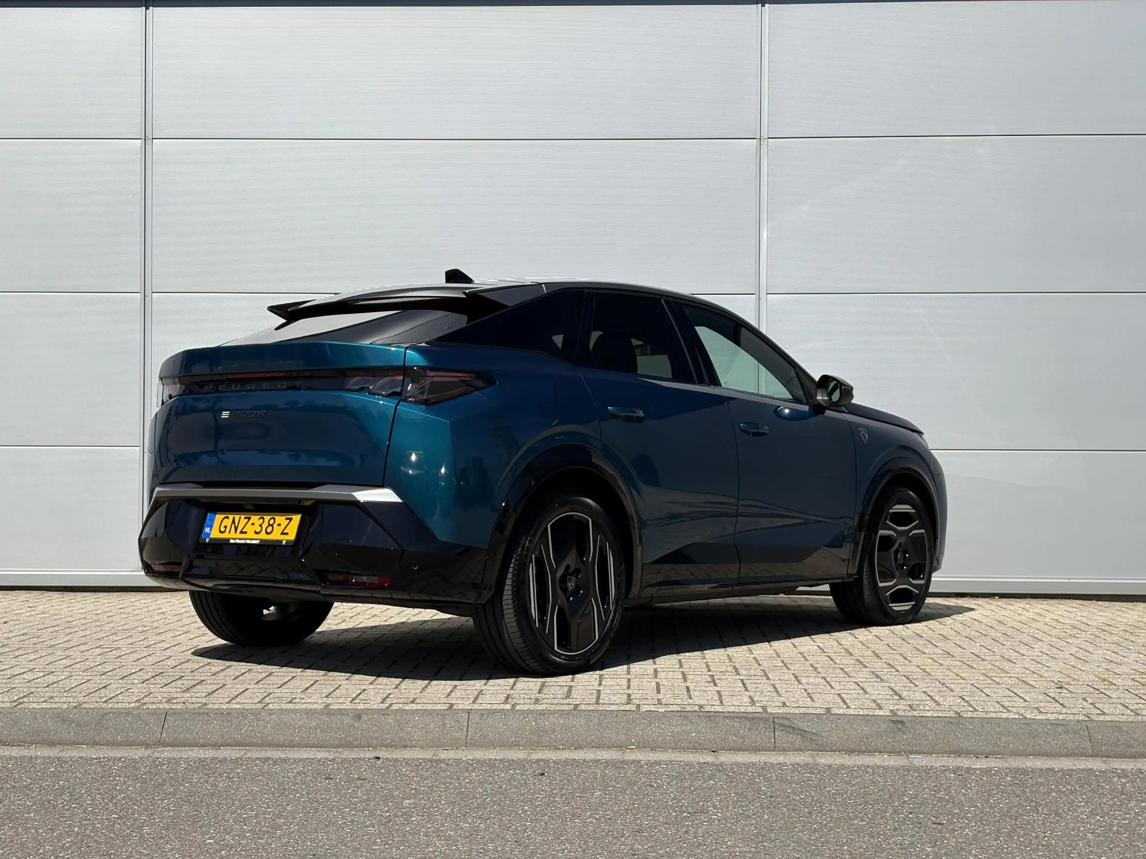 Peugeot 3008 e-3008 GT Avantage 210 73 kWh | Stoelverwarming | — photo 6
