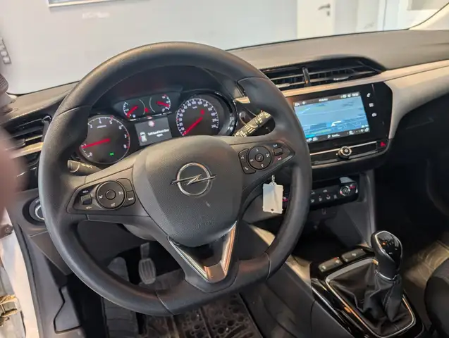 Opel Corsa view 5