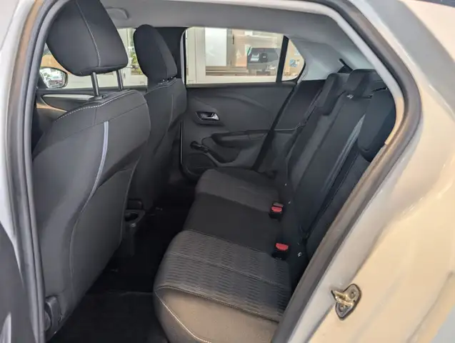 Opel Corsa view 8