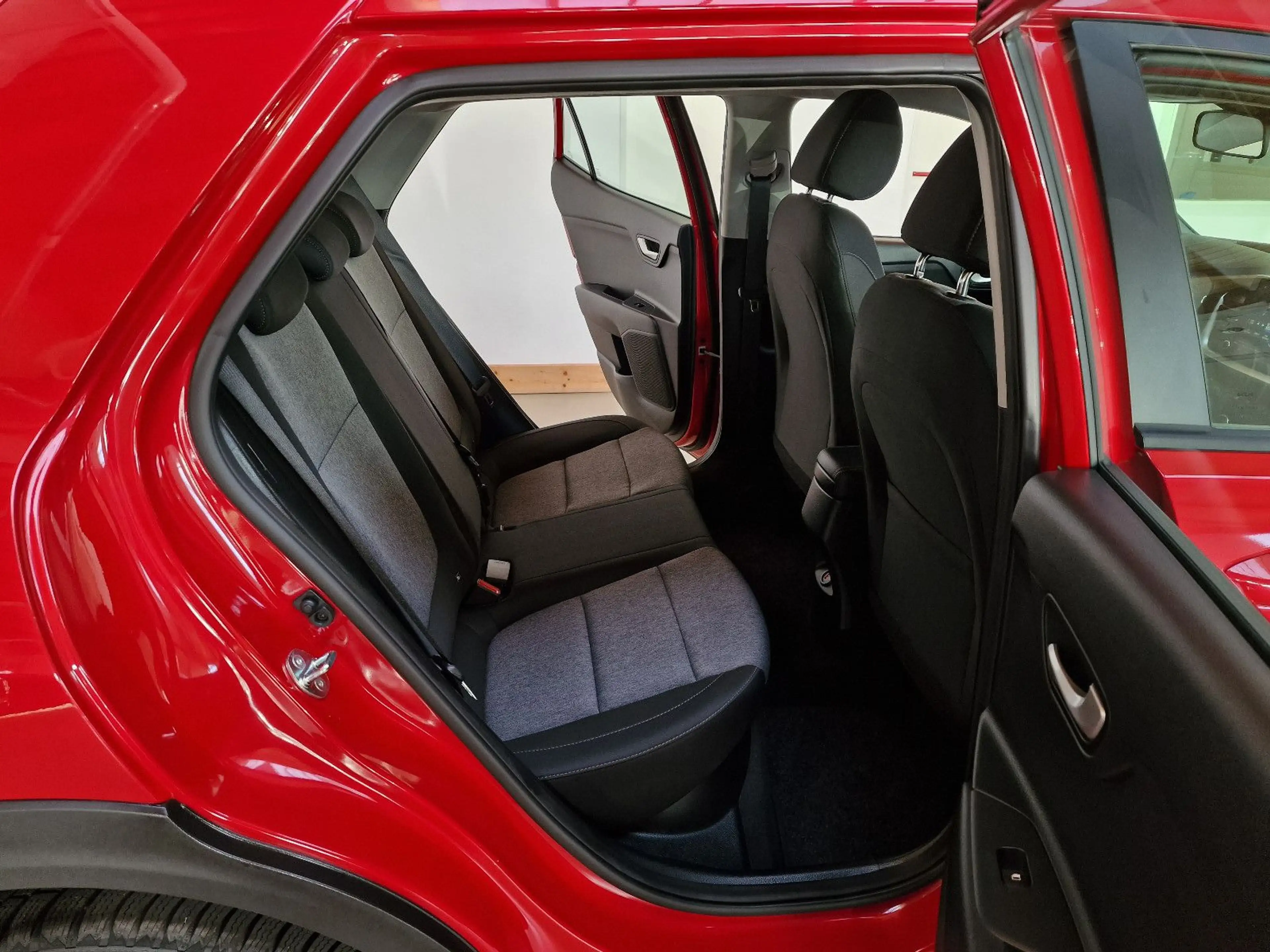 Kia Stonic 1,2 DPI Spin NAVI KAMERA SHZ LH ALU — photo 12