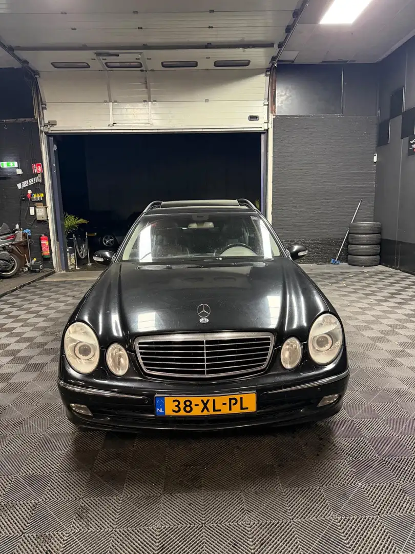Mercedes-Benz E 320 Combi CDI Avantgarde | Pano | 7P | Memory | Leder Zwart - 2