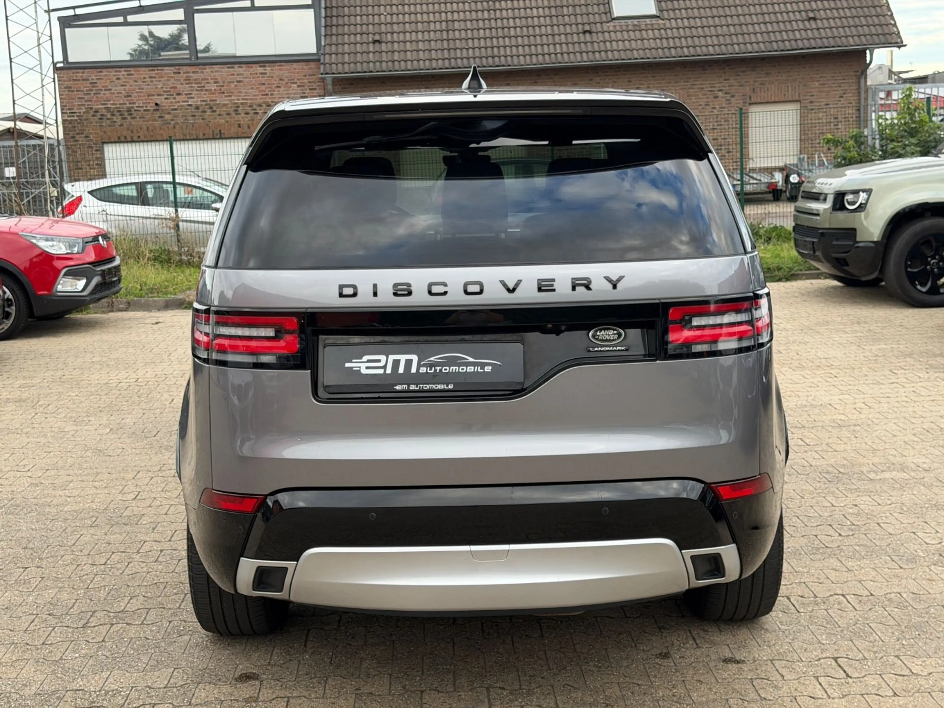 Land Rover Discovery 5 Landmark Dynamic Pano/7-Sitzer — photo 7