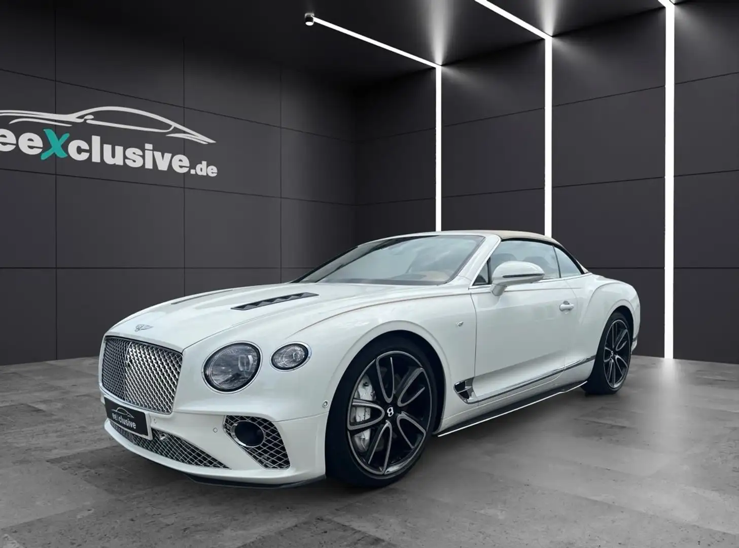 Bentley Continental GTC V8 22" Carbon Paket Sonderleder Белый - 1