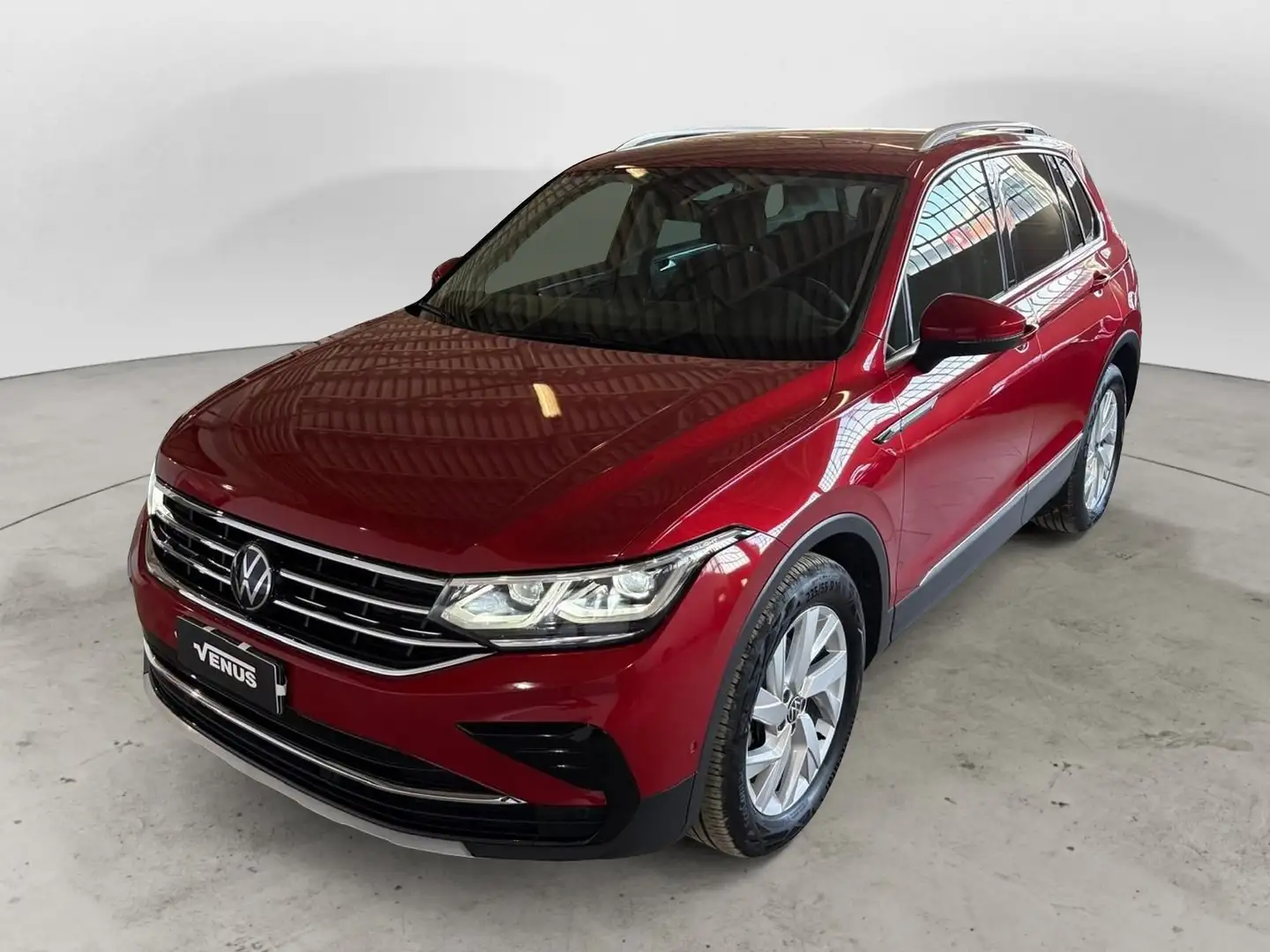 Volkswagen Tiguan Tiguan 2.0 TDI 150 CV SCR DSG Elegance Rosso - 2