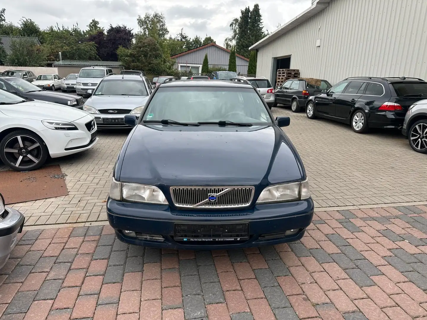 Volvo V70 2.5-10V Metropolitan Bleu - 2