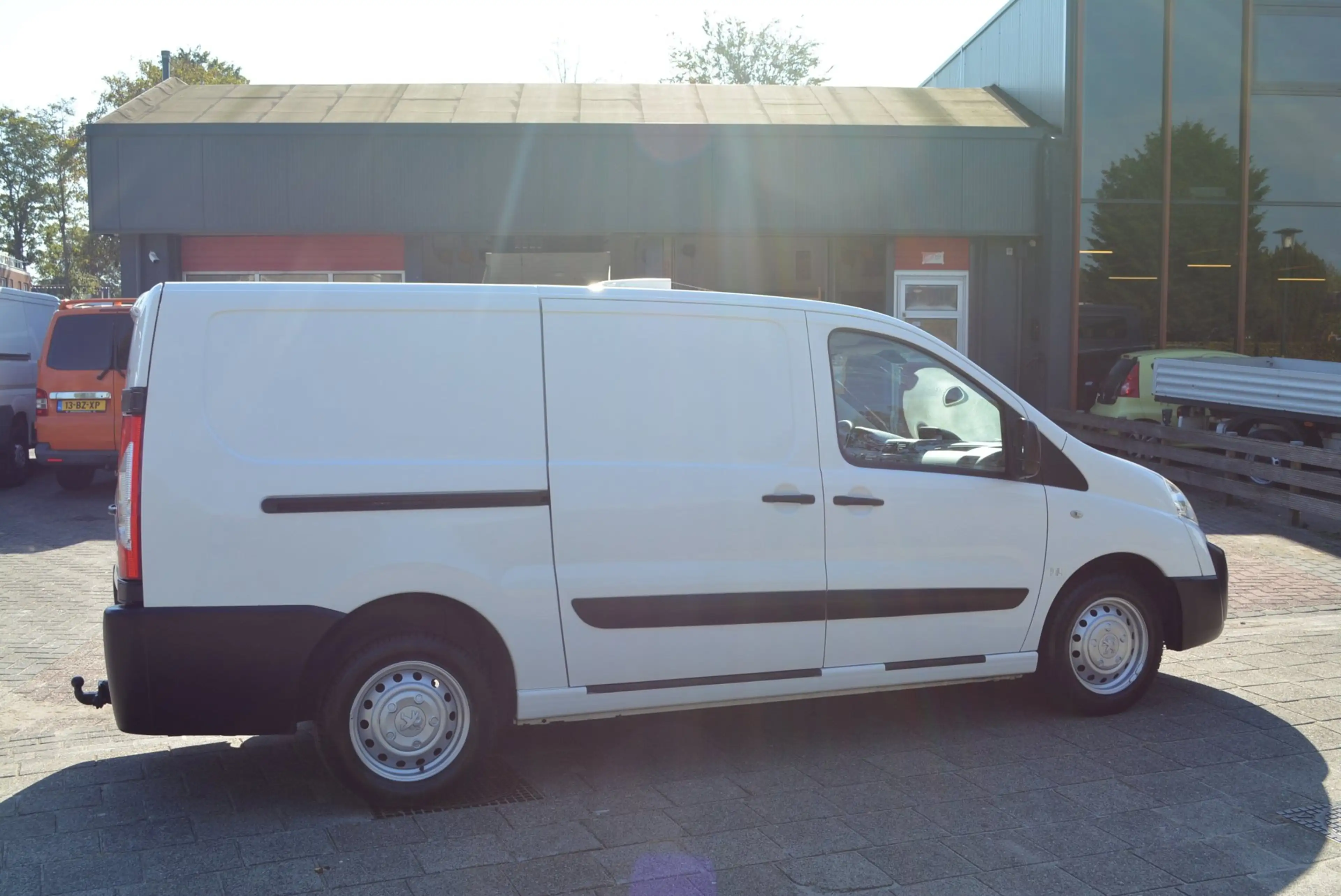 Peugeot Expert 229 2.0 HDI L2H1 Profit+ — photo 8