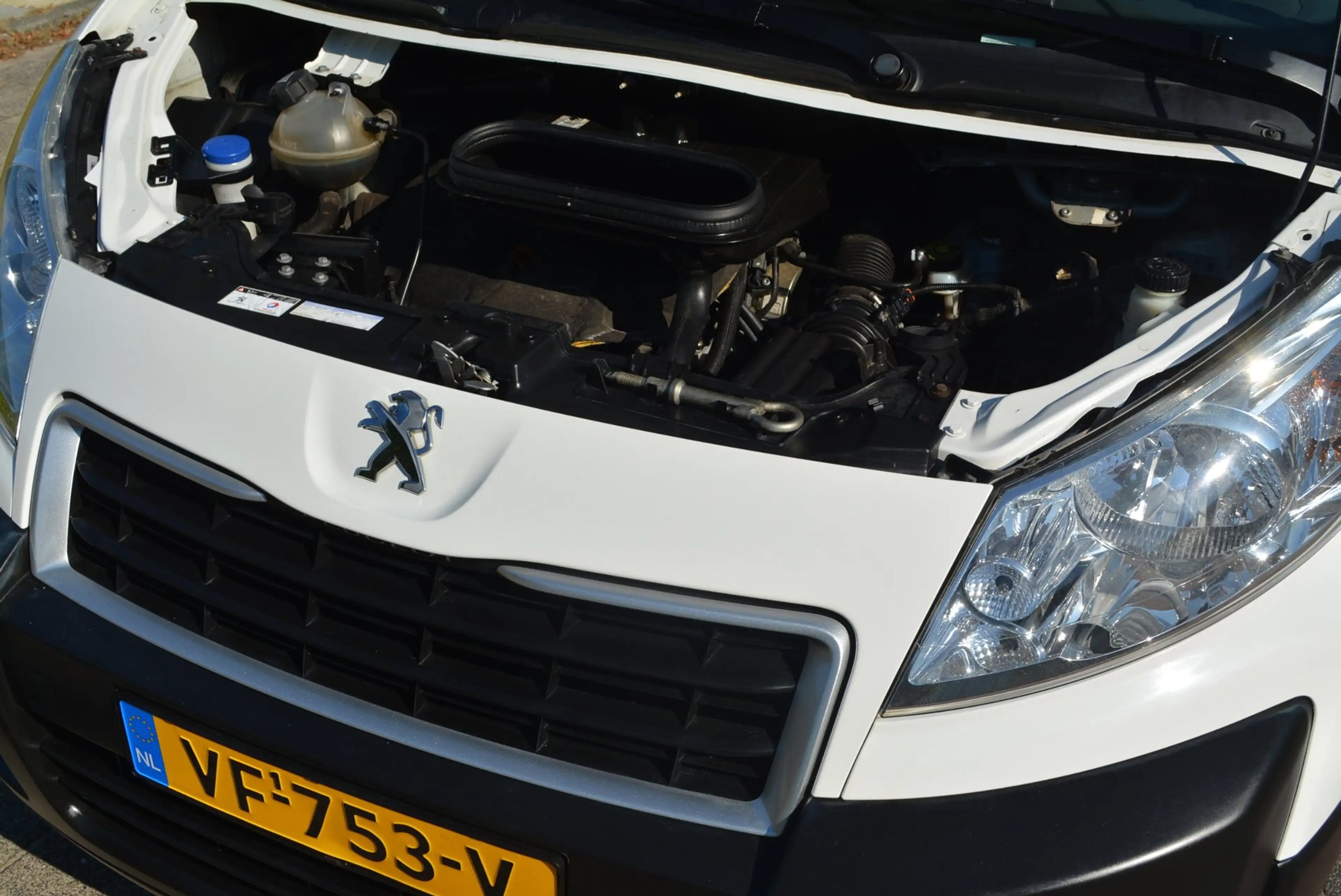 Peugeot Expert 229 2.0 HDI L2H1 Profit+ — photo 11