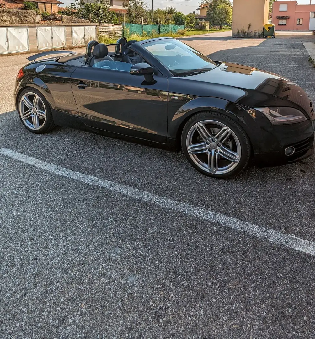Audi TT Roadster 1.8 TFSI, S line, Advanced Plus Nero - 2