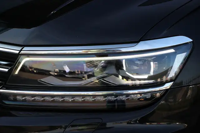 Volkswagen Tiguan Allspace view 21