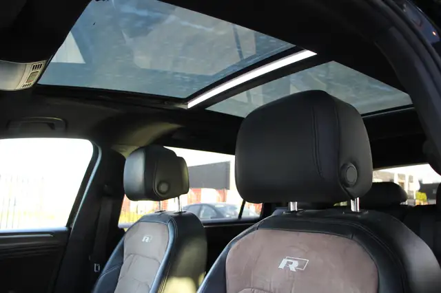 Volkswagen Tiguan Allspace view 16