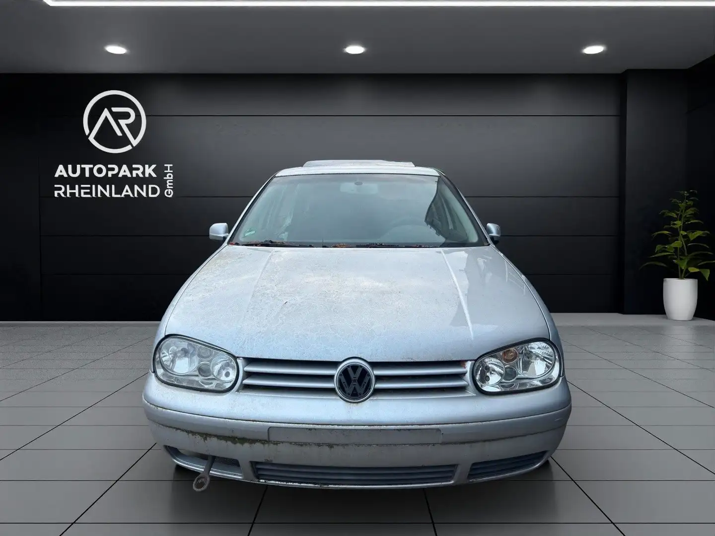 Volkswagen Golf 1.6 Auto Highline*SPORTSITZE-LEDER*AUTOMATI Silber - 2