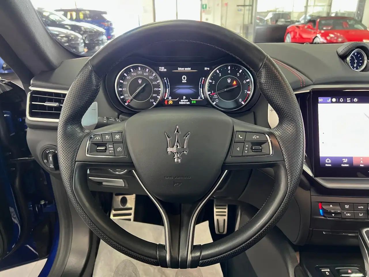 Maserati Ghibli 2021 — фото 12